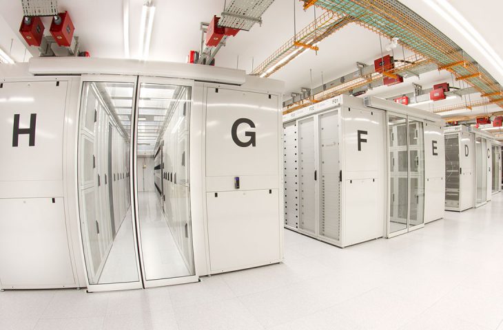 Datacenter İlgili Görsel